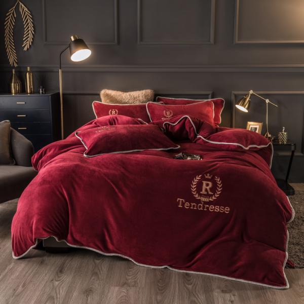 Home Grade Grade A Customized Solid Milk Velvet Embroidery Bonded Four Piece Set
