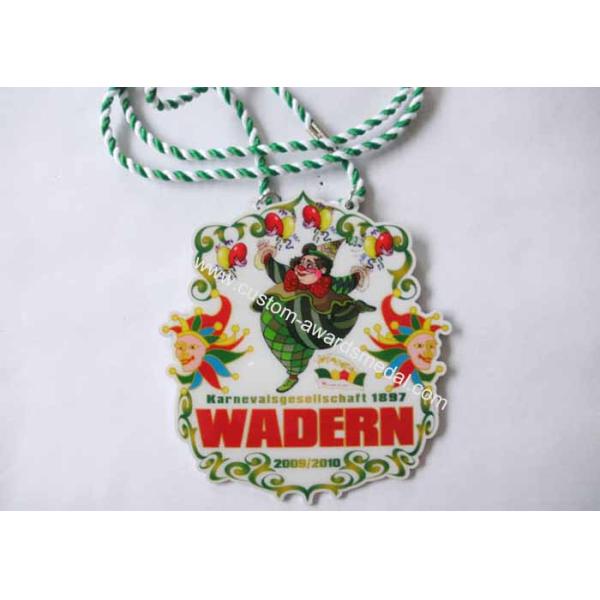 Antique Gold Plating, Die Casting STAD Carnival Medal / Beer Festival Medals With Red Rhinestone