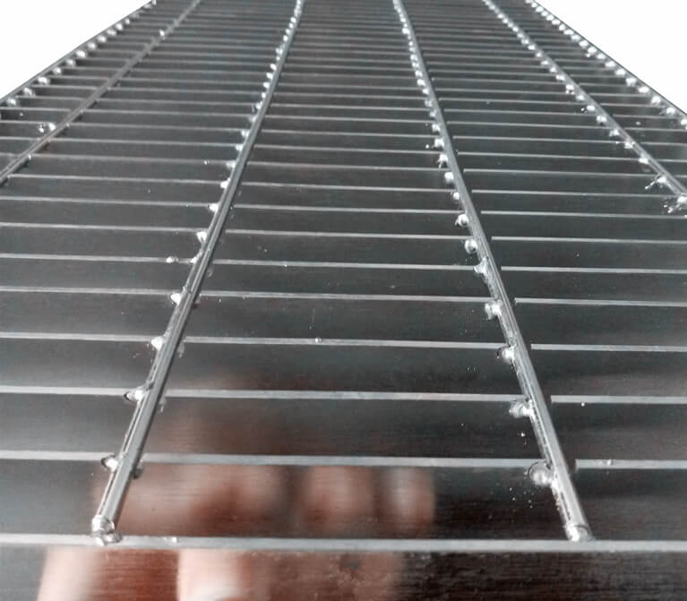 ISO9001 Professional Steel Grating Manufacturer Hot DIP Galvanized Drain Grating Covers