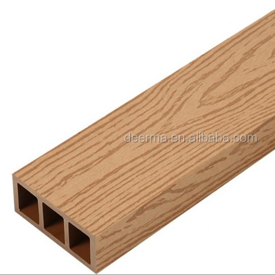 Ligne d'extrusion de bois plastique de 260 kW 200 kg/h - 500 kg/h