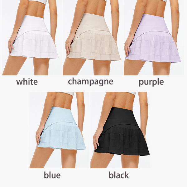 Le golf plissé léger de tennis borde la séance d'entraînement sportive avec des femmes de Skorts de poches