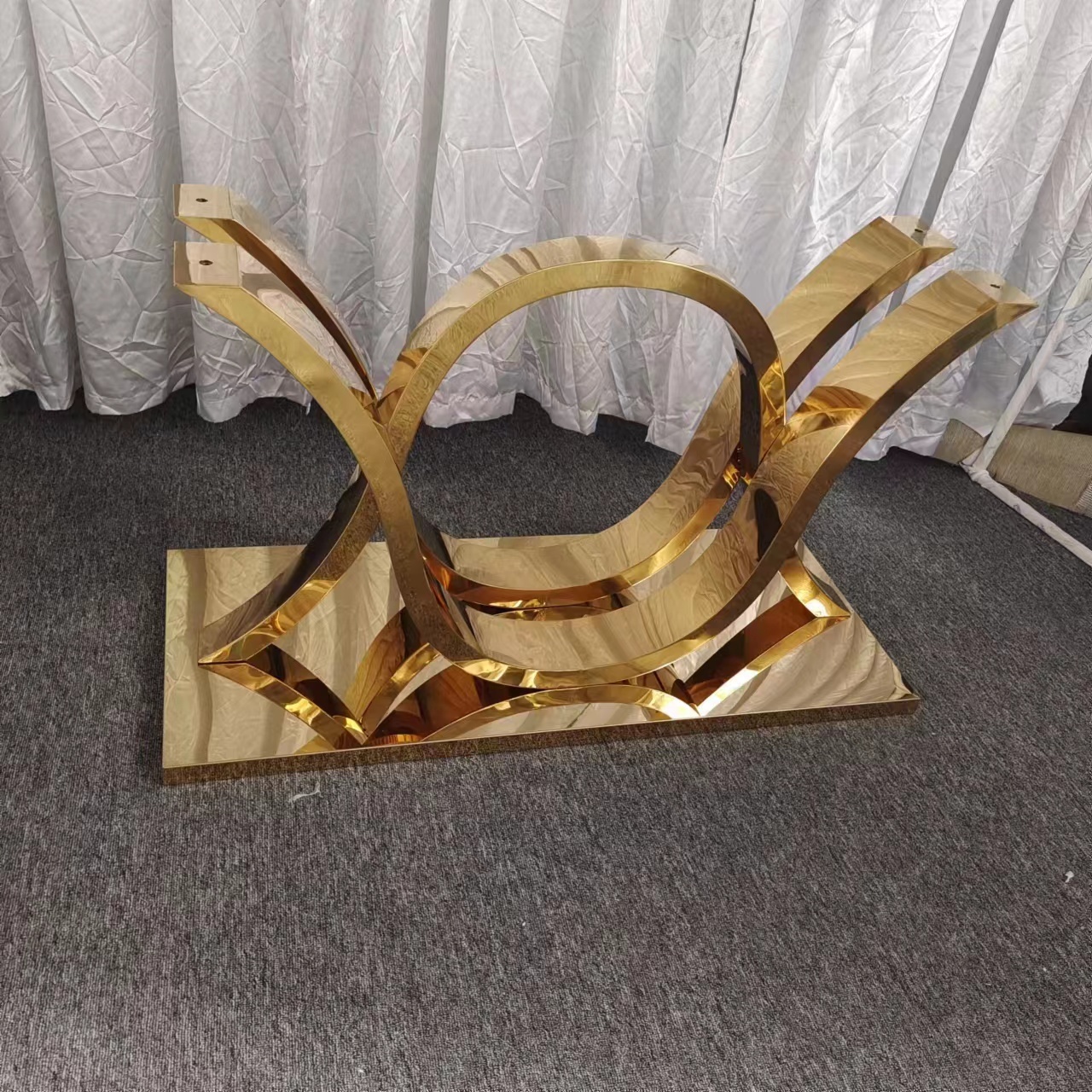 WENDING Gold Wing-and-Ring Sculptural Base Marble Dining Table – Art Object Hotel Table