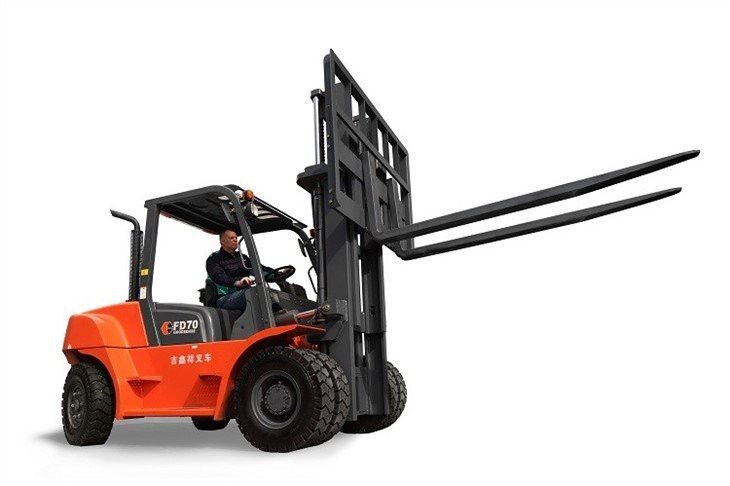 Diesel 7 Ton Forklift Farm Warehouse Factory 4 Wheel Counterbalance Forklift With Side Shift