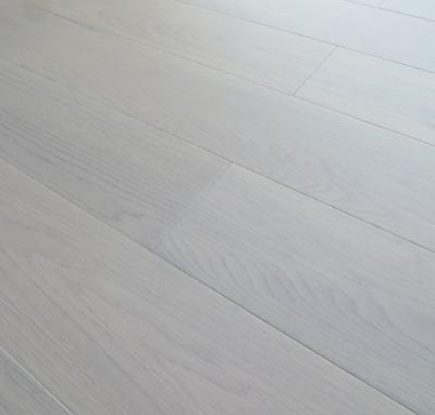 Le chêne blanc américain a machiné le plancher en bois avec la catégorie de la meilleure qualité d'ab