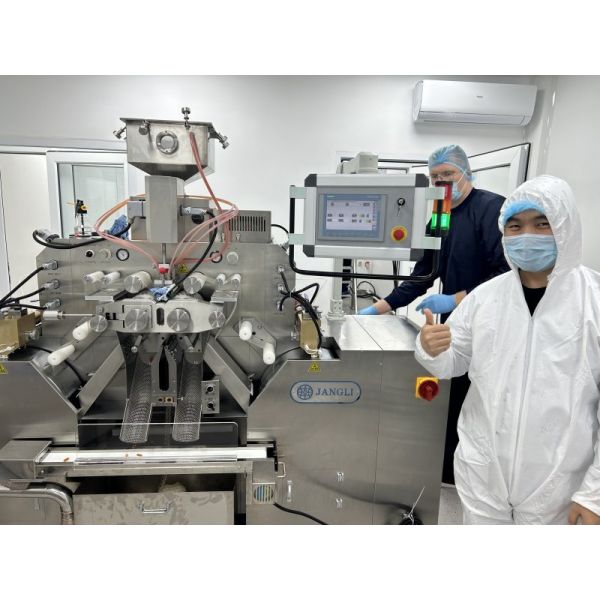 JL150III Servo Softgel Encapsulation Machine Designed for Daily Softgel Production with Stable Gelatin Flow and Consistent Filling