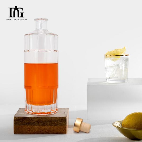 Acceptable Customer's Logo Glass Bottles for Juice Brilliance Gin Vodka Bottles Sales