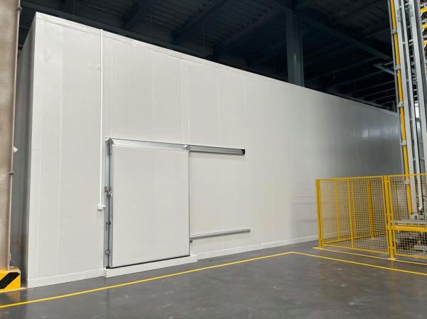 Customizable Cold Storage Room for Your Temperature-Controlled Storage