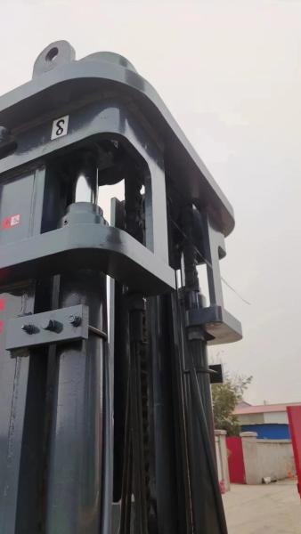 20 Ton TCM Forklift Original from Japan and Powered by Diesel Engine for Food Beverage