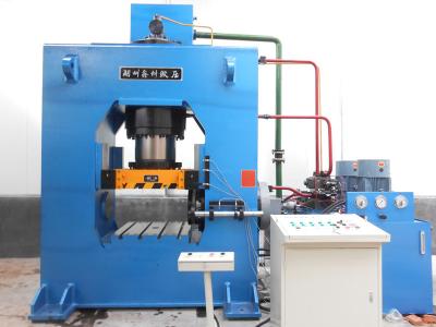 Multi Directional 40 Ton Hydraulic Press , Steel Extrusion Press For TubeFitting