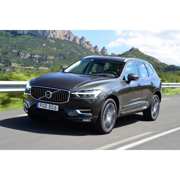 4 Wheels Medium Electric Cars 4WD 180Km/H Max Power 184KW Volvo XC60 B5