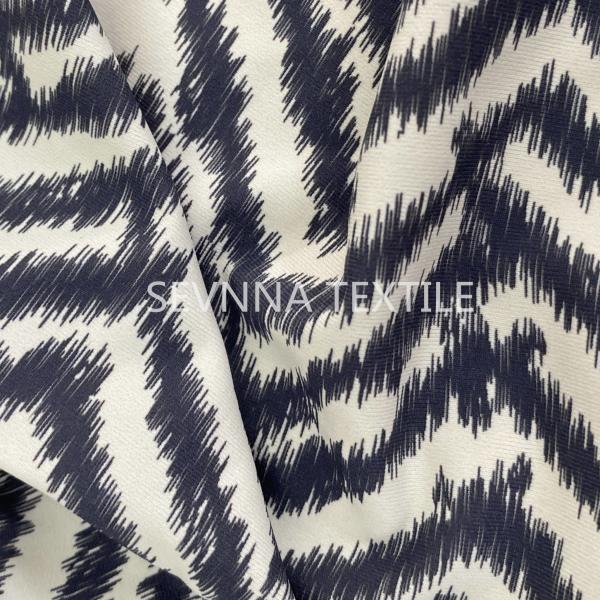 220GSM 77%Repreve Nylon + 23%Elastane Yoga Wear Fabric for Stretch Leggings, Activewear, Yoga Wear