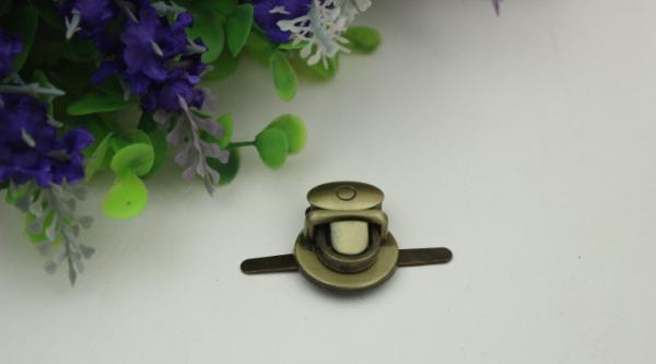 Gold lock metal bag buckle button zinc alloy push lock for bags
