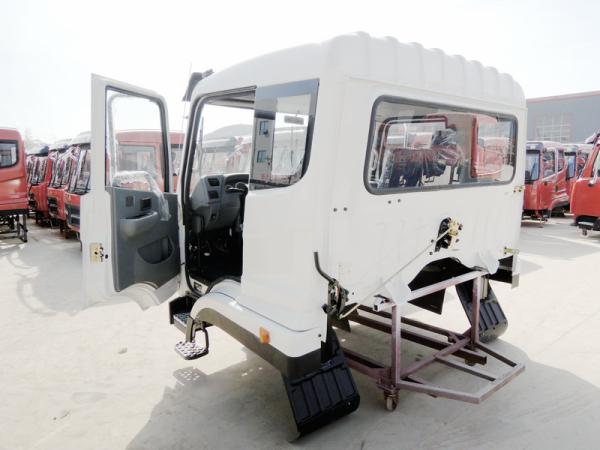 Dongfeng TT50 Light Truck Cabin With Single & half Sleeper
