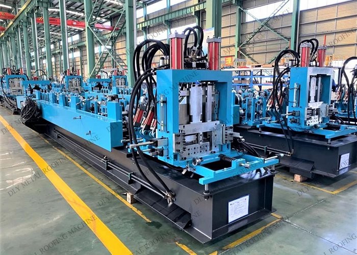крена бывшая 380V z Purlin 15kw машина Purlin автоматического c