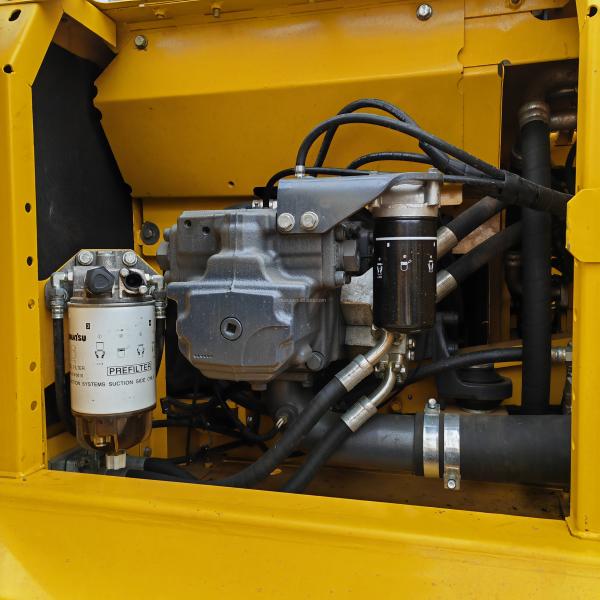 KOMATSU 240-8LC Second Hand Excavator High Condition 24000KG Building Material Shops