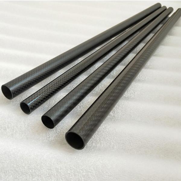 Superfície lustrosa de alta temperatura da resistência térmica do tubo da fibra do carbono da resina de cola Epoxy 3K