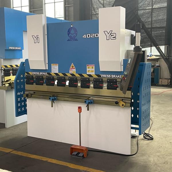 Torsion Bar Hydraulic Press Brake Max Bend 3mm Carbon Steel 1.5mm Stainless Steel