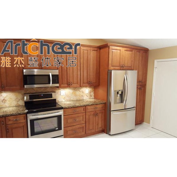 Modern Design Solid Wood Kitchen Cabinet Customized Size Kitchen Furniture