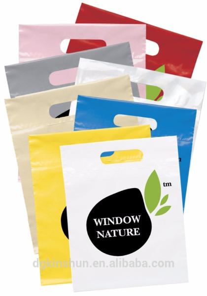 A mão reforçou o saco cortado de compra imprimindo personalizado descartável reciclado de Logo Plastic