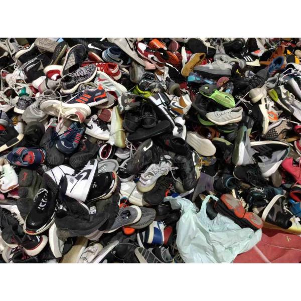 Leather Suede Mesh Used High End Shoes Second Hand Branded Soccer Shoes