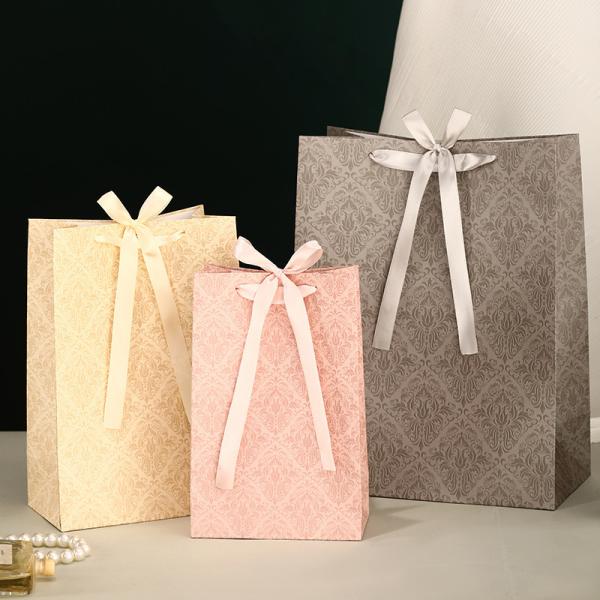 Luxury 3D Embossed Gift Bags Vintage Damask Paper Handbags With Satin Ribbons
