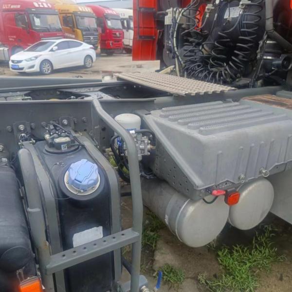Sale National Heavy Duty Truck Sitrakc7h Luxury Edition Automatic Transmission Tractor