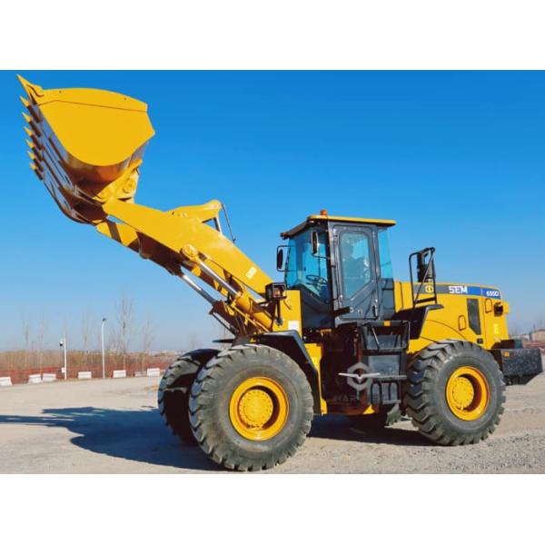 5-тонный колесный погрузчик SEM 655D с ковшом 2,7 м3, горячая распродажа в Анголе