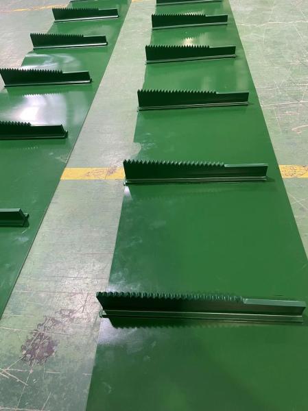 Correia transportadora verde 2ply feito-à-medida 3ply do Pvc da gasolina lisa