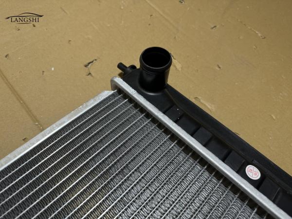 Car Engine Coolant Cooler for Nissan Teana 21460JN00A 21460JN90A Replace/Repair Purpose