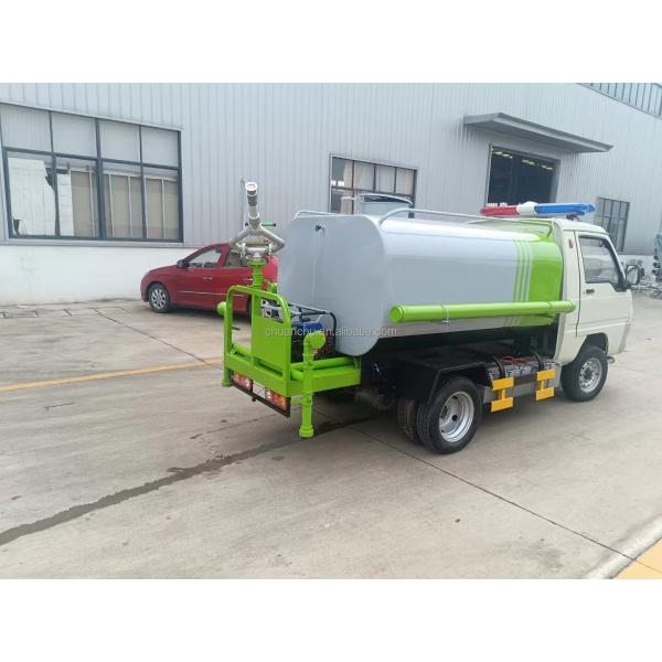 Armoire à brouillard à six roues électrique pure Dépoussiérage mécanique Armoire à brouillard routier camion de rinçage