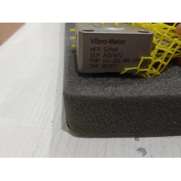 CA202 144-202-000-205/203 Piezoelectric  Accelerometer