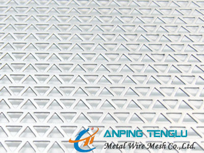 Отверстие 3mm до 10mm треугольника пефорированная сетка металла для уменьшения шума