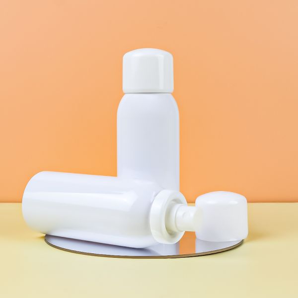 Food-Grade White Plastic Spray Bottles with Fine Mist and Leak-Proof Design for Custom Cosmetic Packaging