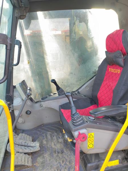 Sweden Used Volvo Excavators Volvo EC380 Excavators 38Ton  Hydraulic Crawler Backhoe