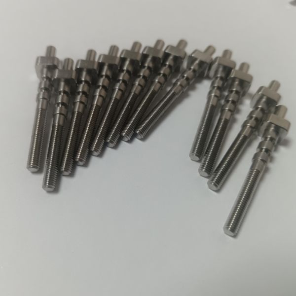 304 Stainless Steel CNC Milled Long Shaft Precision Threaded Rod for Medical Devices