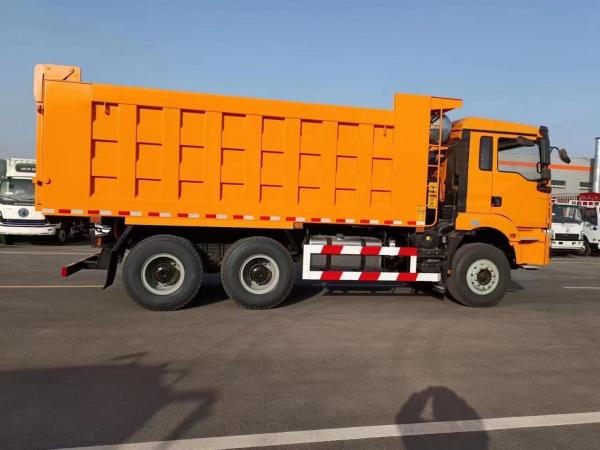 6x4 SHACMAN Heavy Dump Truck H3000 Six Wheel Tipper Truck 430 EuroII  Yellow
