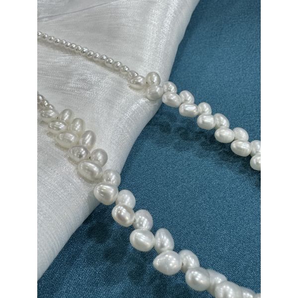 Refined necklace created to complement various fashion styles ideal for businesses targeting discerning fashion consumers