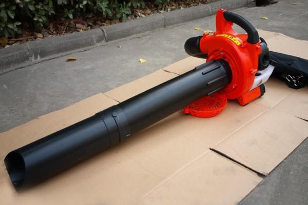 High Efficient Garden Leaf Blower With Angled Tube Design 180km/H Air Velocity