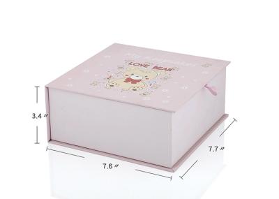 Fermeture magnétique blanche de caisse d'emballage de cadeau de carton de couleur de tissu de fantaisie avec le couvercle