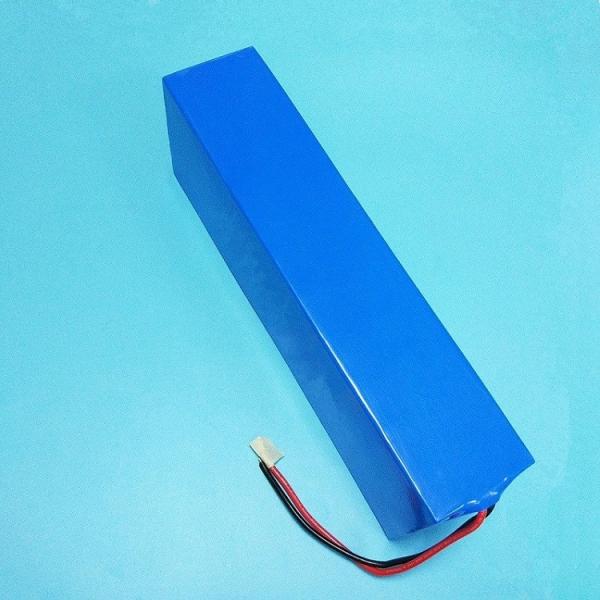 24Ah IP65 Solar Street Light Life 12 Volt Lifepo4 Battery Cycle > 2000 Times
