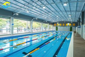 Modern Family Size Above Ground Aluminum Swimming Pool With Eco Engineering