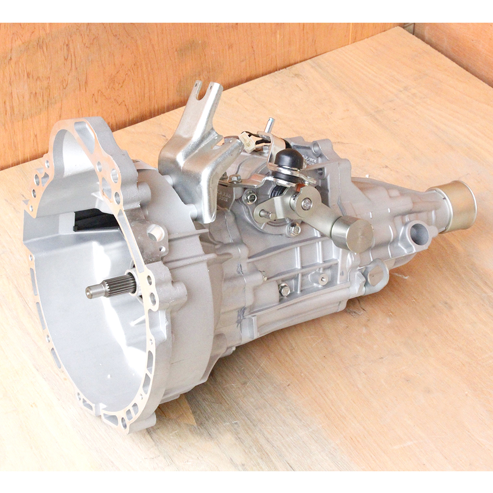 Zpartners MR5T15E02 Manual Transmission Assembly Gearbox for SRM Light Commercial Vehicle OEM Auto Parts Replacement Factory Supply