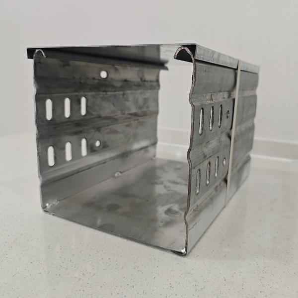 Противокоррозионная стальная кабельная поднос прямоугольная форма Отличная вентиляция.