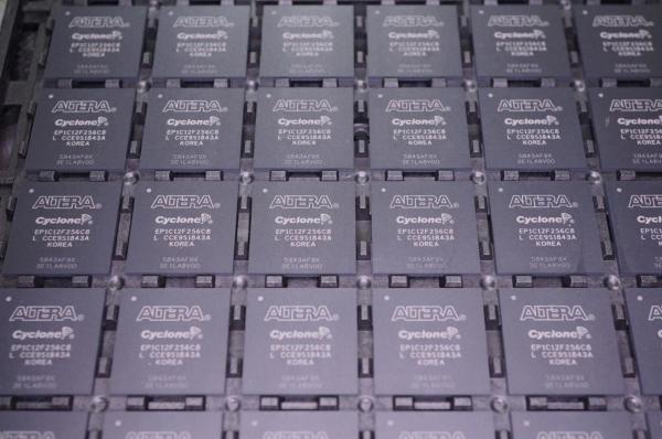 Al-tera Epm1270f256c5n Electronic Components Integrated Circuit Atmega Microcontroller ic chips EPM1270F256C5N