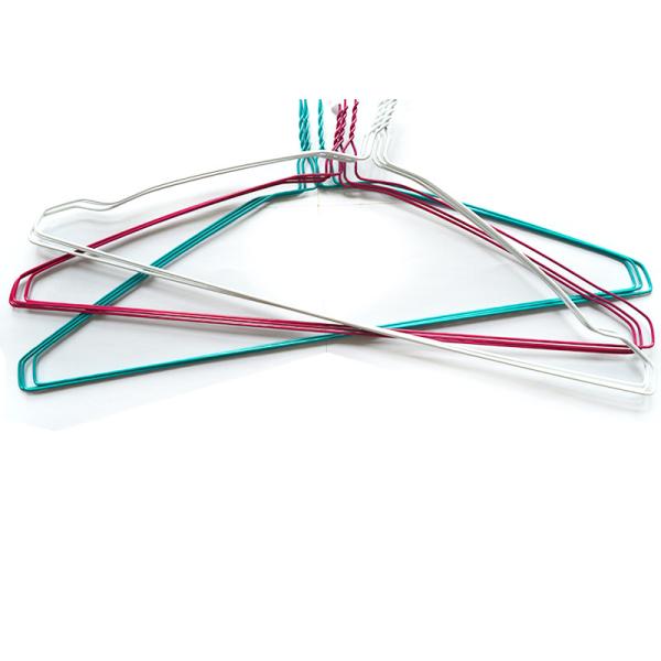 Standard Coated Steel Wire Hangers Rust Proof Clothes Hangers Suitable for Commercial Laundry and Retail Environments