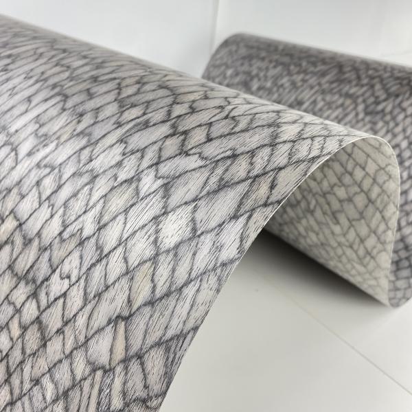 Nuevos revestimientos de madera recombinados suelos Muebles de bricolaje Material natural Armario de la habitación Mesa de la piel Tamaño 250x64CM