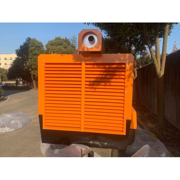 CALT-11/10K,350cfm-450cfm  Diesel Industrial Mobile screw Air Compressor 10 Bar CE TUV