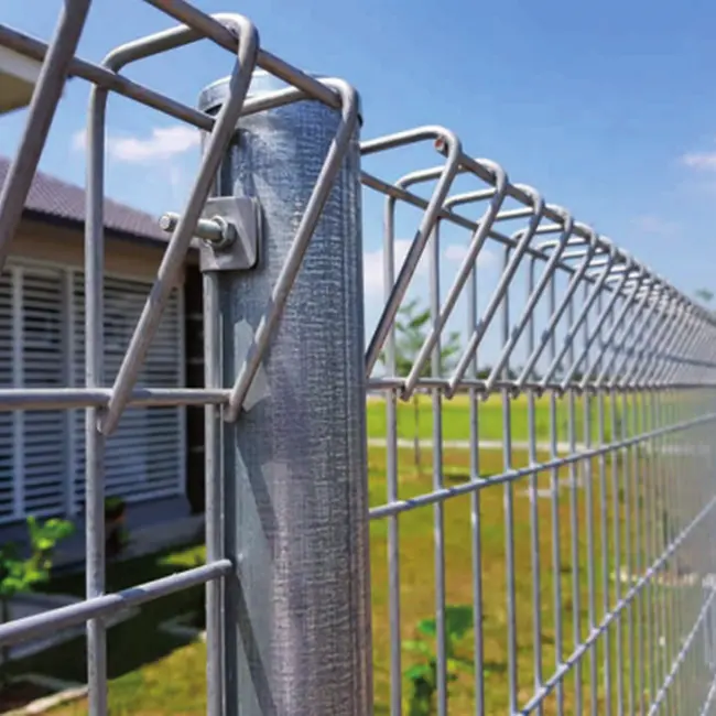 Decorative Roll Top BRC Welded Wire Mesh Fence 6ft Powder Coated