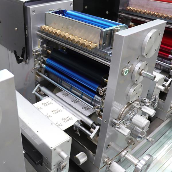 Anti Ultraviolet Custom Adhesive Labels Waterproof Private Logo Stickers