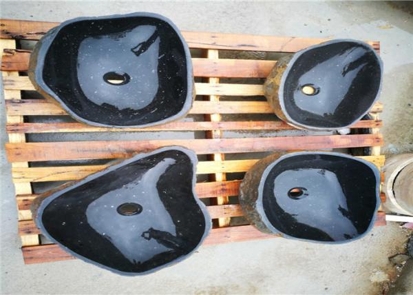 Outdoor Natural Stone Sink Changeable Green Pebble Stone Material Customized Size